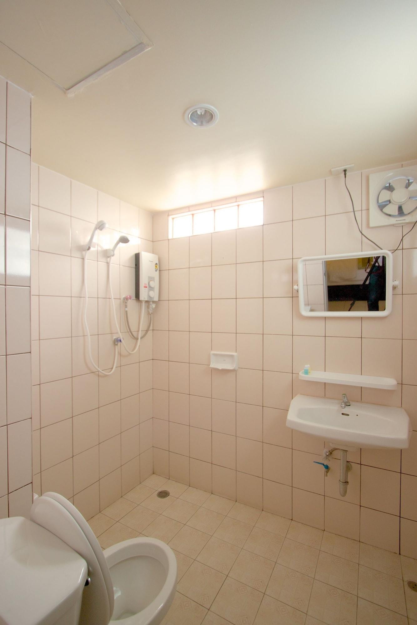 Charn Residence Bangsaen Dış mekan fotoğraf