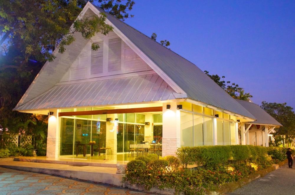 Charn Residence Bangsaen Dış mekan fotoğraf