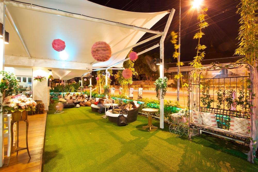 Charn Residence Bangsaen Dış mekan fotoğraf